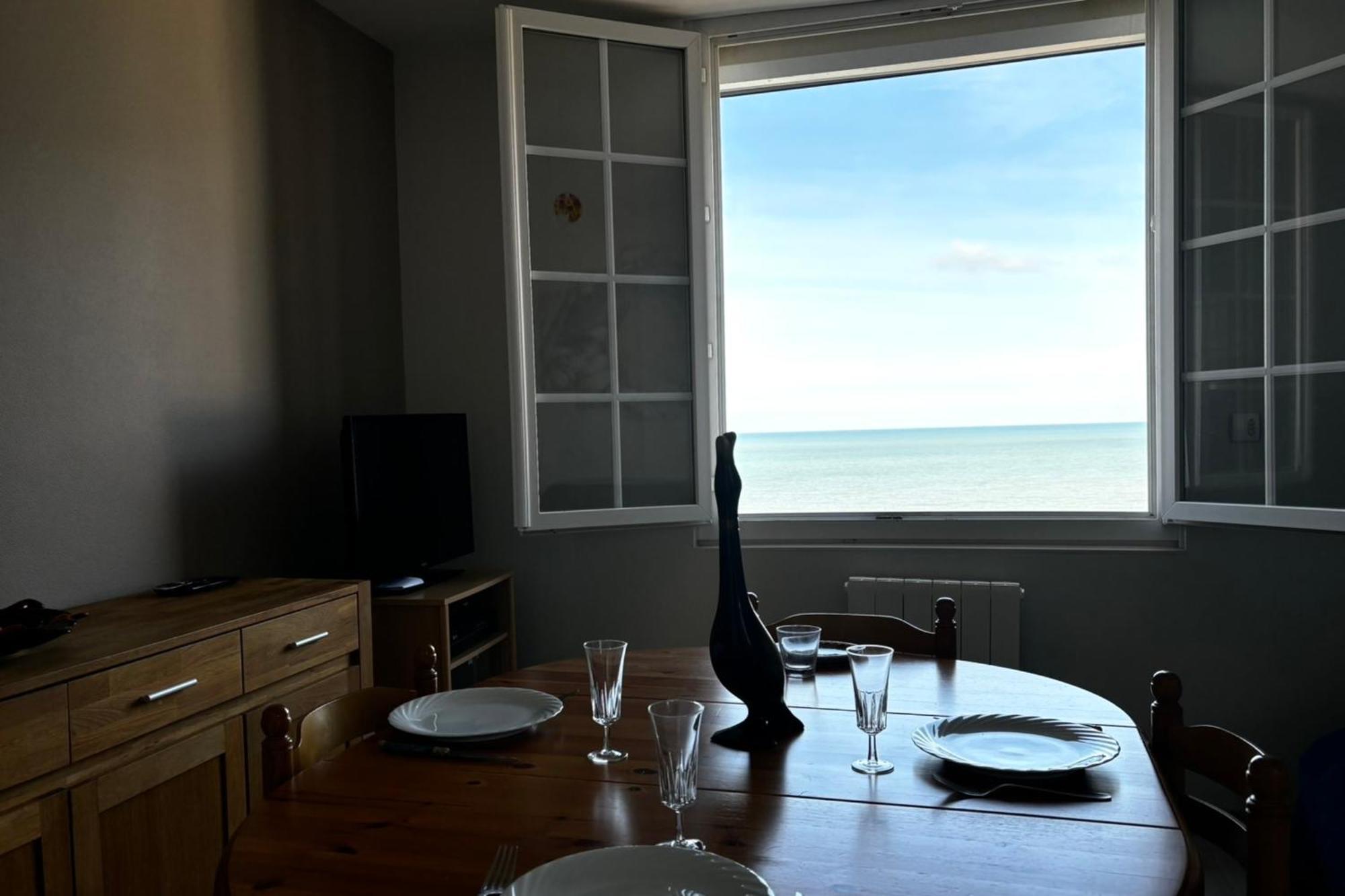 Ap 40 - "Le Nancy" Vue Mer Ault Bagian luar foto
